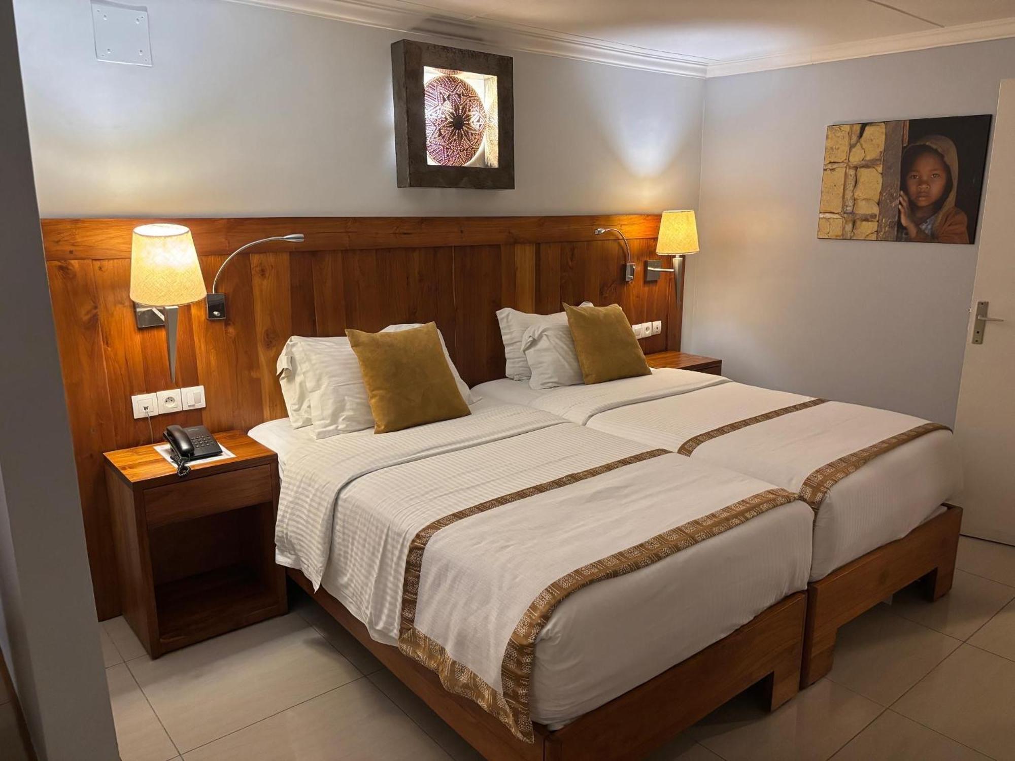 Hotel Du Lac Cotonou Esterno foto