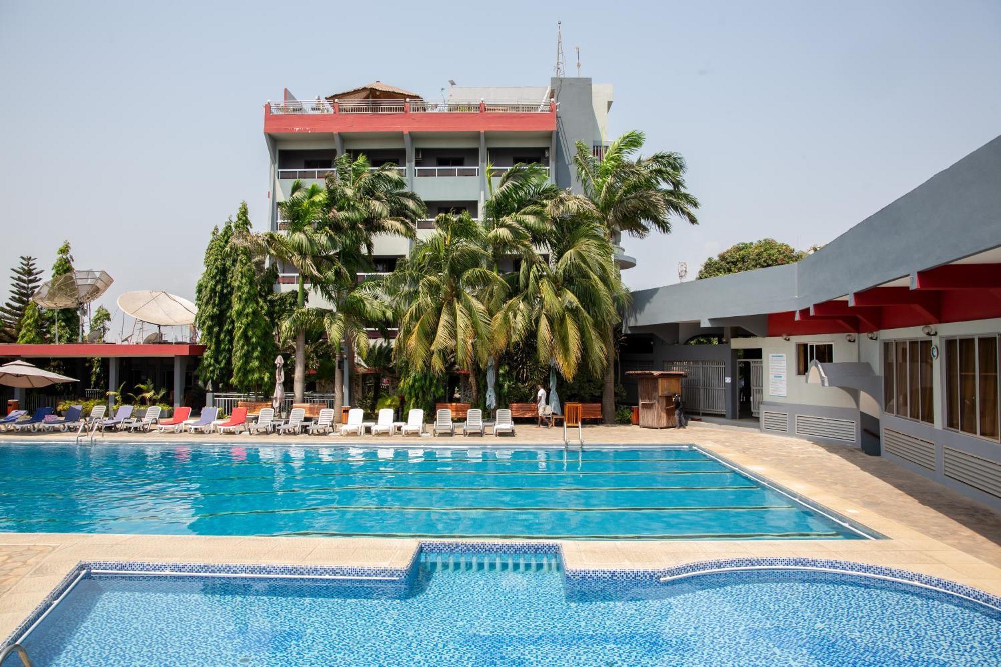 Hotel Du Lac Cotonou Esterno foto