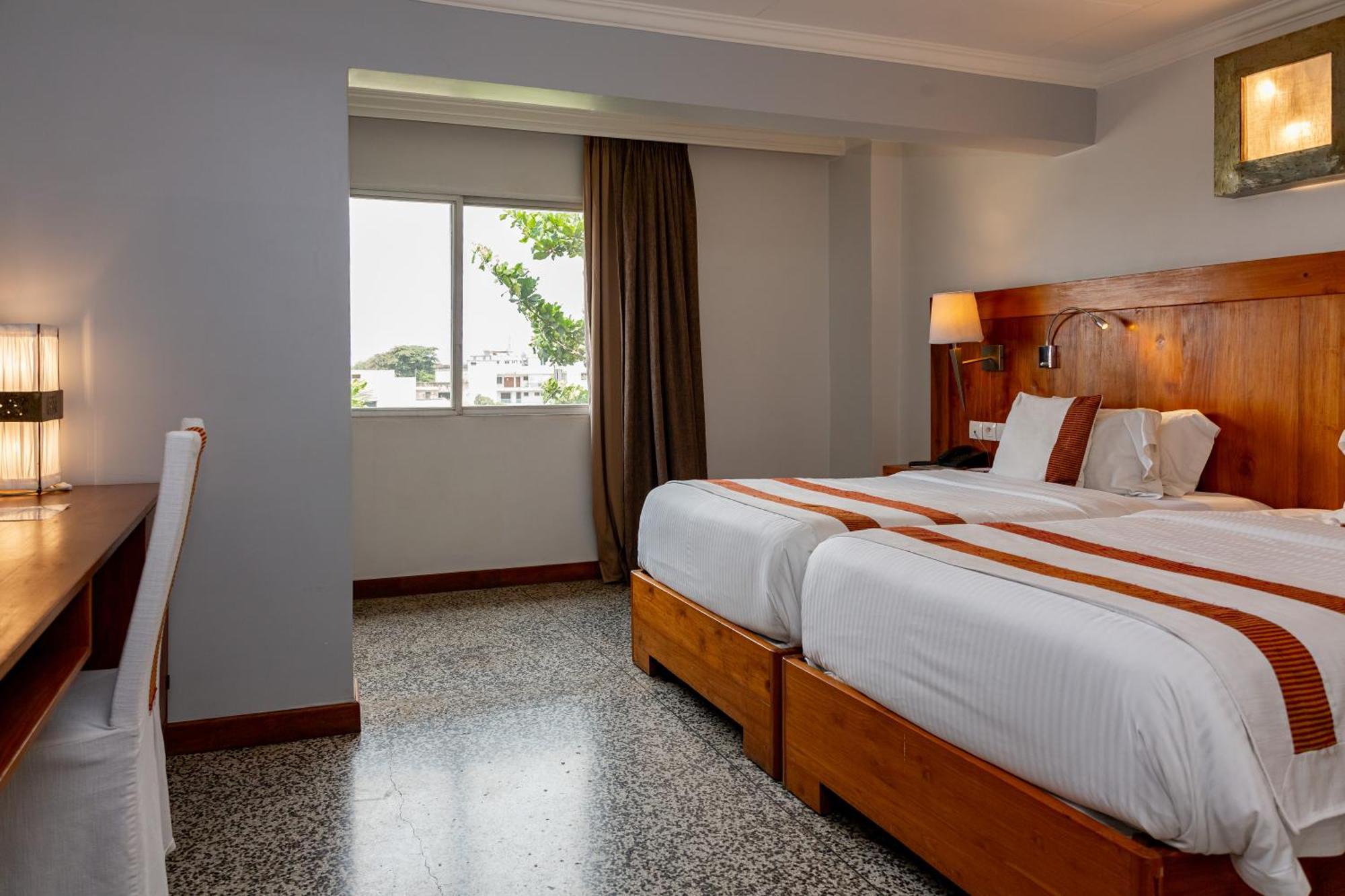Hotel Du Lac Cotonou Esterno foto