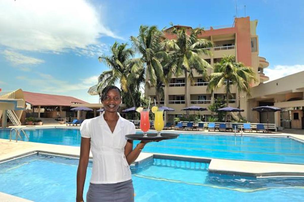 Hotel Du Lac Cotonou Esterno foto