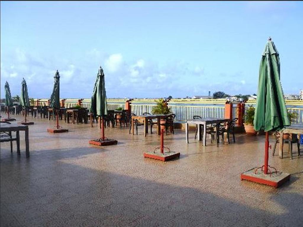 Hotel Du Lac Cotonou Esterno foto