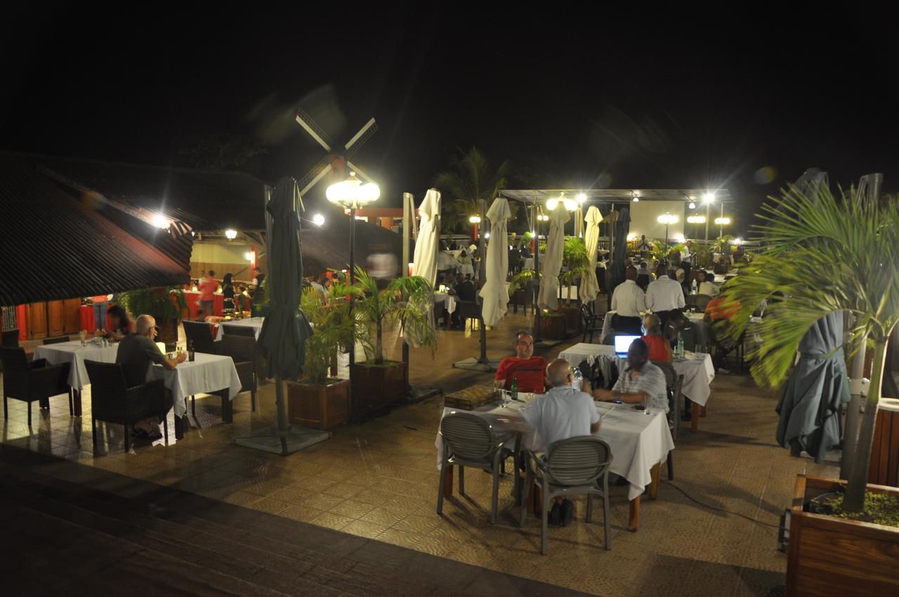 Hotel Du Lac Cotonou Esterno foto