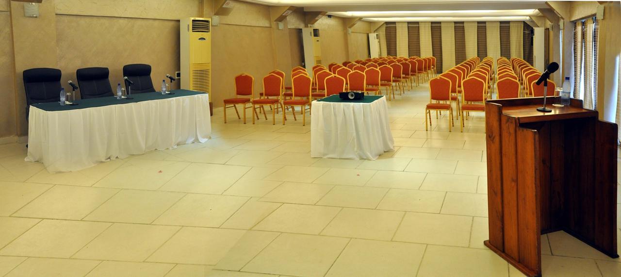 Hotel Du Lac Cotonou Esterno foto