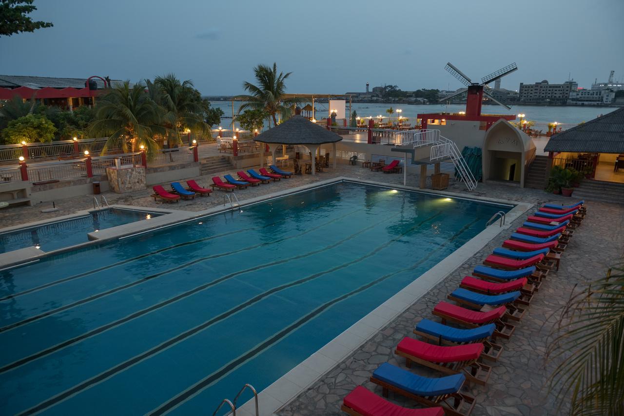 Hotel Du Lac Cotonou Esterno foto